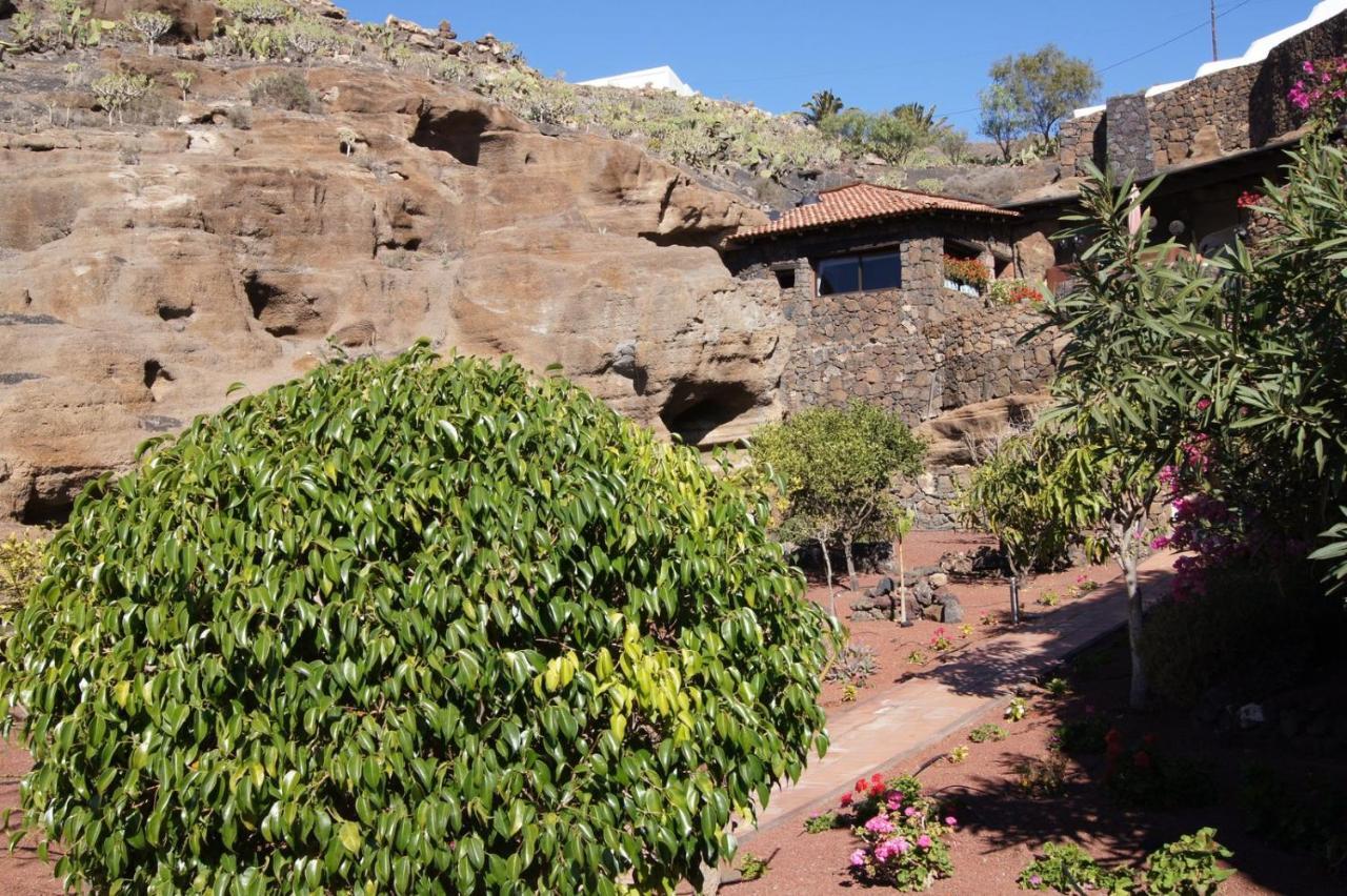 Castillo Lanzarote Villa Sophie - Luxury Villa -Sleep In A Volcanic Cave With Heated Pool Tías Exterior foto