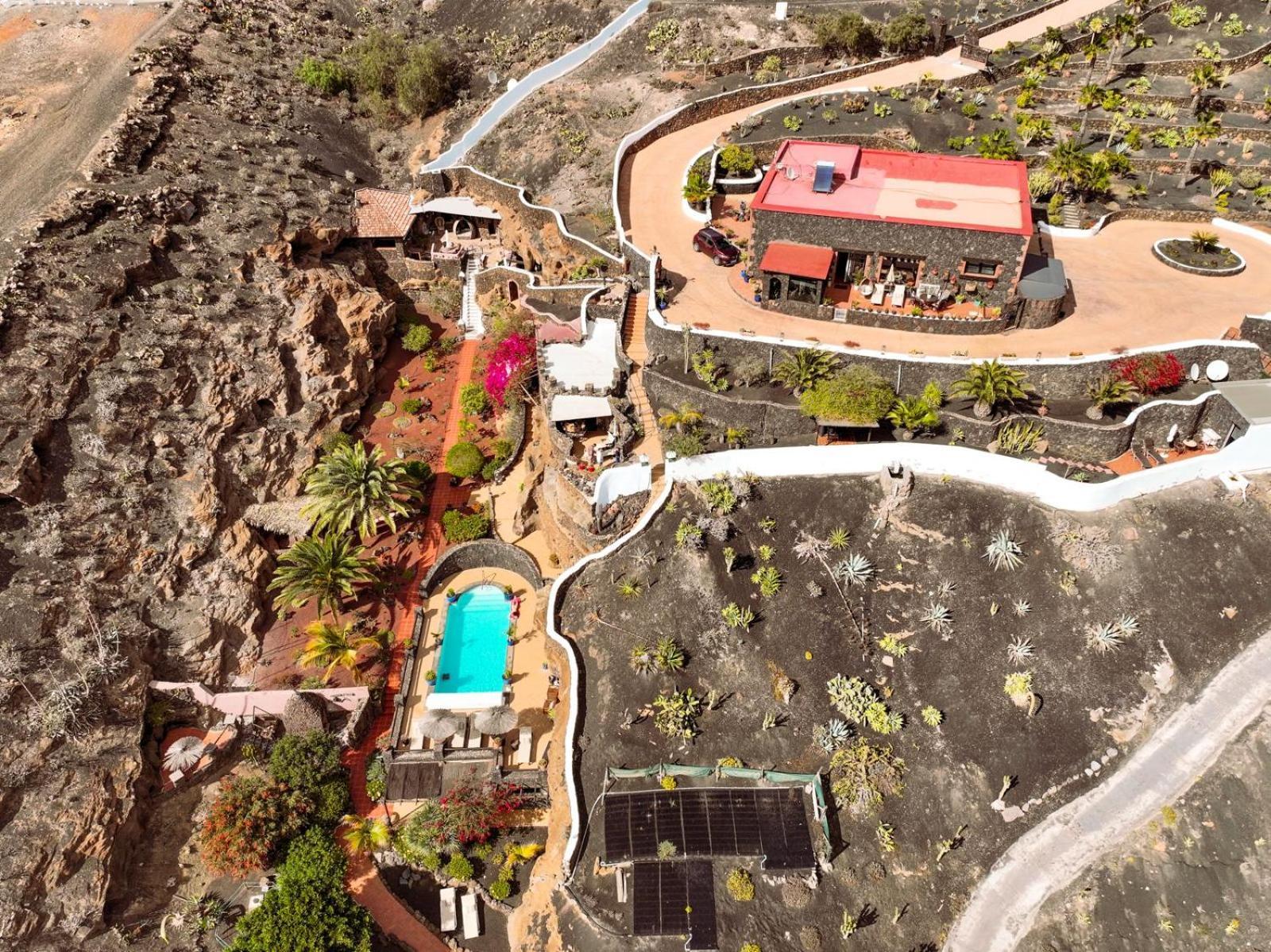 Castillo Lanzarote Villa Sophie - Luxury Villa -Sleep In A Volcanic Cave With Heated Pool Tías Exterior foto